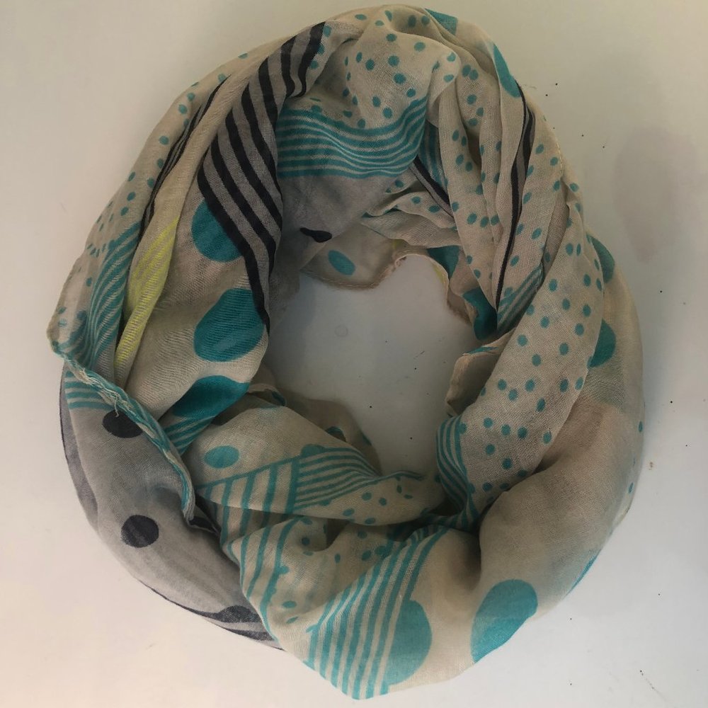 Infinity scarf